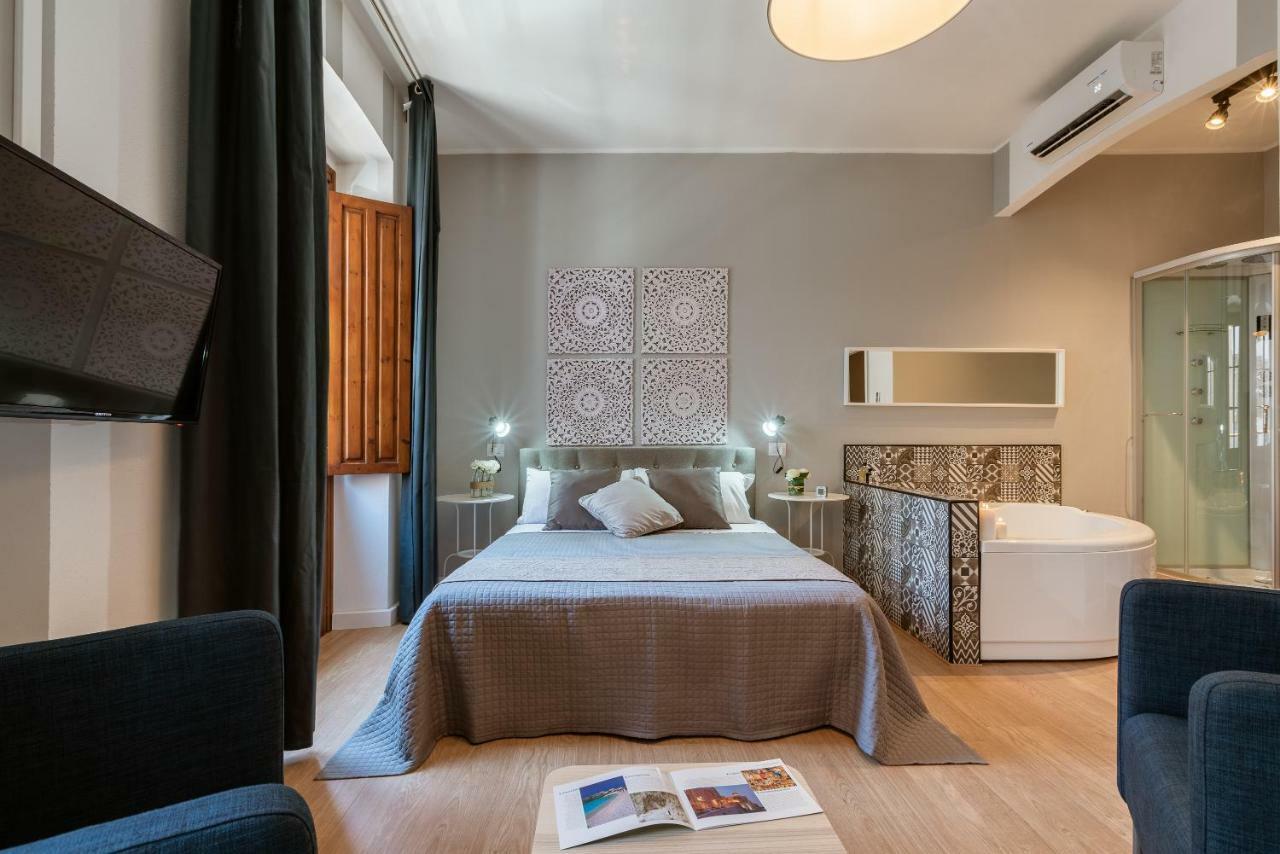 Stampace Apartments Кальярі Екстер'єр фото